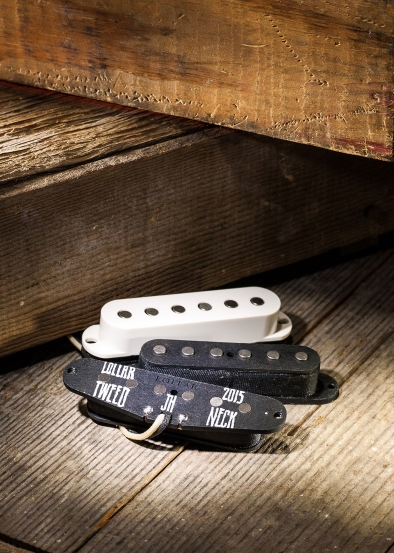 LOLLAR S-STYLE 10-204-111-PARCHMENT STRAT TWEED NECK PICKUP/FLAT/PARCHMENT COVER ($100 USD)