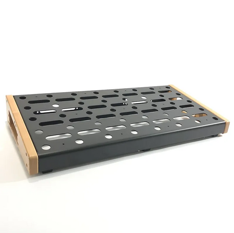 EMERSON 12X24 PEDALBOARD