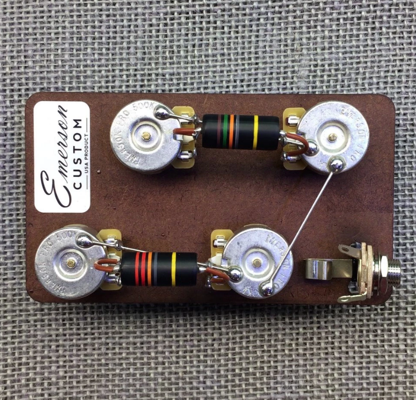 EMERSON CUSTOM LES PAUL SHORT SHAFT PRE-WIRED ASSEMBLY (BUMBLEBEE CAPS) ($109 USD)