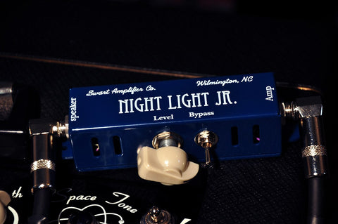 SWART NIGHT LIGHT JR. ($160 USD)